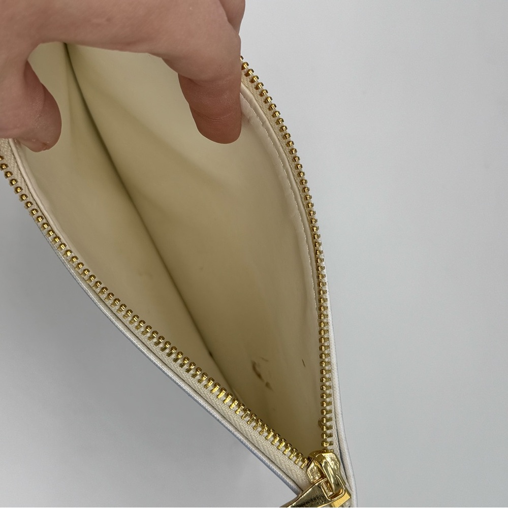 “Get to the point” Kate Spade pouch - Picture 5 of 6